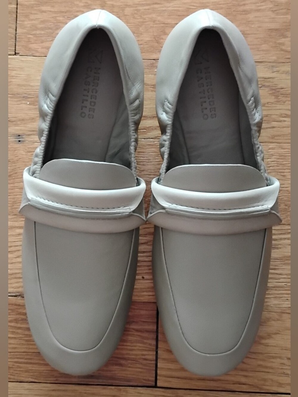 Mercedes Castillo Women's Erin Neutral Taupe Loafers 5.5 minimalist monochrome